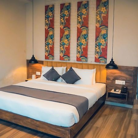 Jade City Hotel Покхара Экстерьер фото