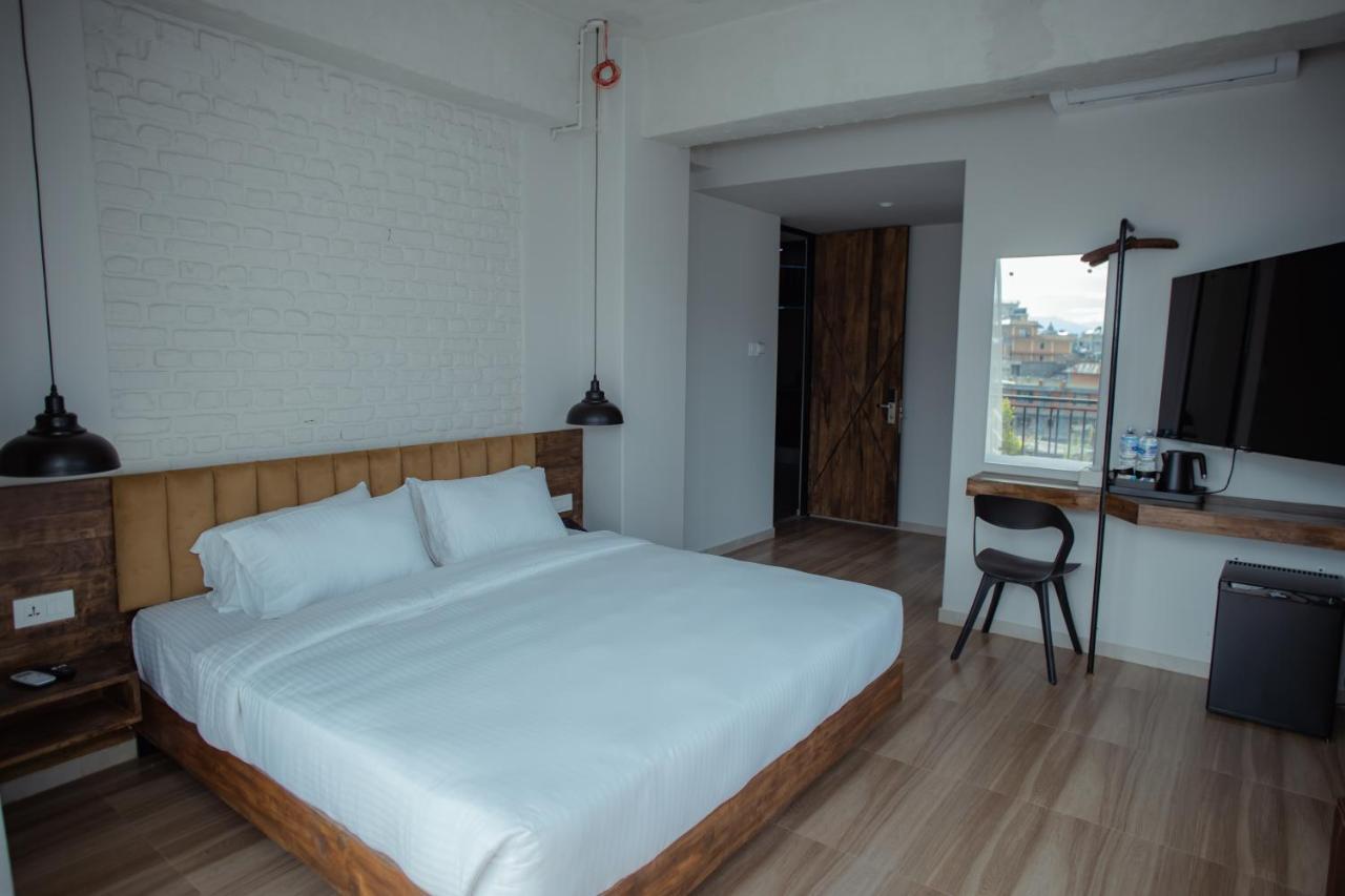 Jade City Hotel Покхара Экстерьер фото